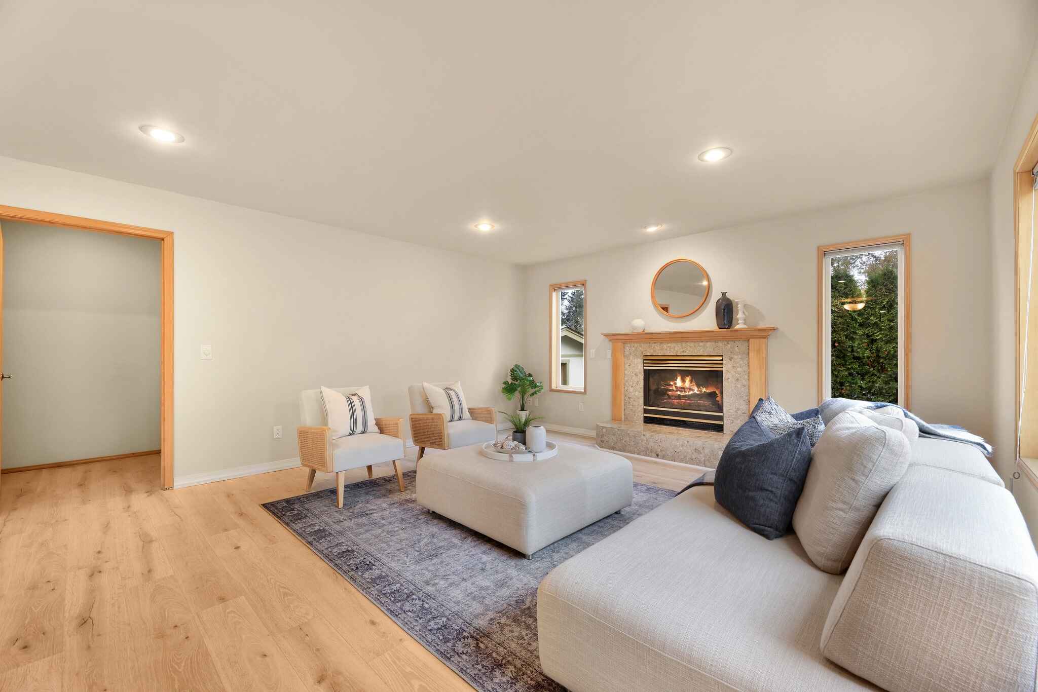 Overcoming Limitations as a New Editor in a Photo and Video Agency